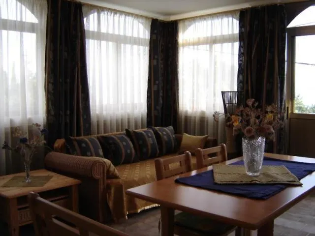 Ruhiges Ferienhaus In Novi Vinodolski Prázdninový dům